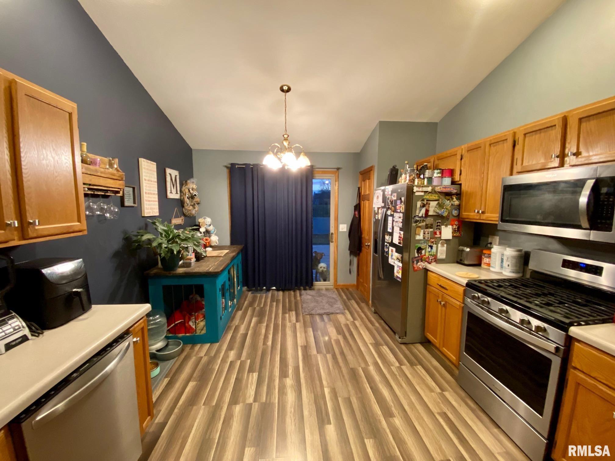 19315 Pinecrest Road Petersburg, IL 62675 - Photo 10 of 19 Gallery Image 10