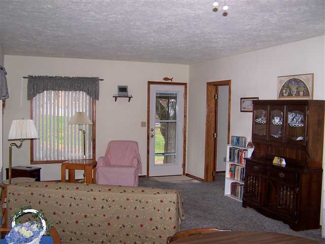204 Howard Street Tekoa, WA 99033 - Photo 2 of 9