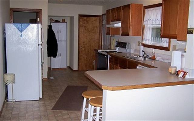 204 Howard Street Tekoa, WA 99033 - Photo 4 of 9