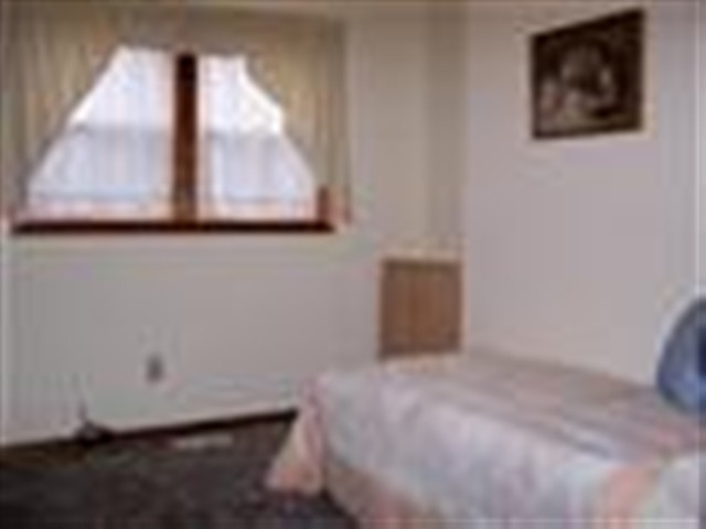 204 Howard Street Tekoa, WA 99033 - Photo 8 of 9