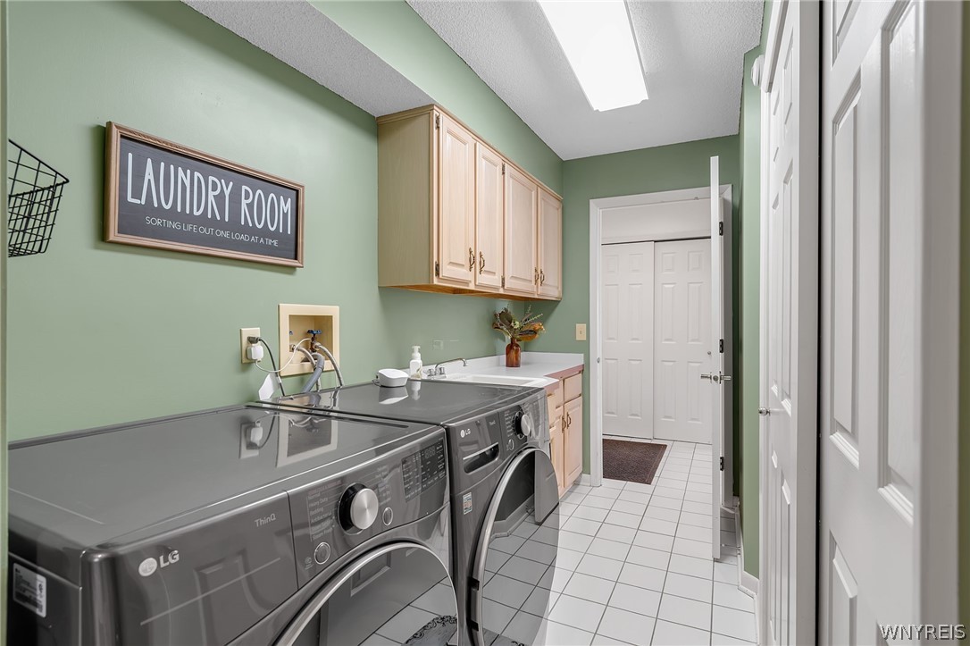 84 Moorfields Court Amherst, NY 14051 - Photo 30 of 49