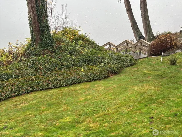 $2,900 | 221 North Bay Lane, Unit 2, Port Ludlow, WA 98365