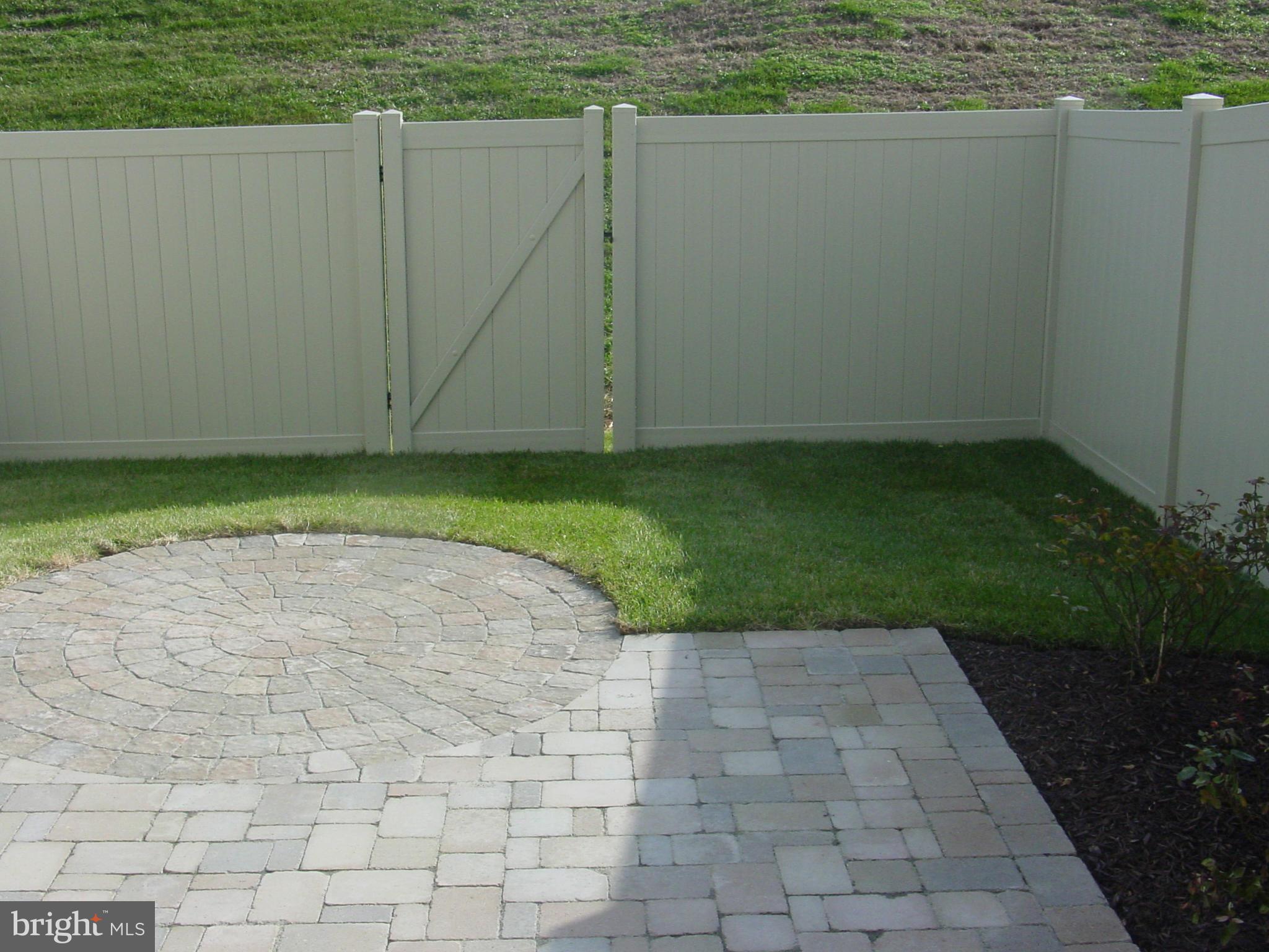 2041 Spring Run Circle Frederick, MD 21702 - Photo 2 of 5 Exterior (General)