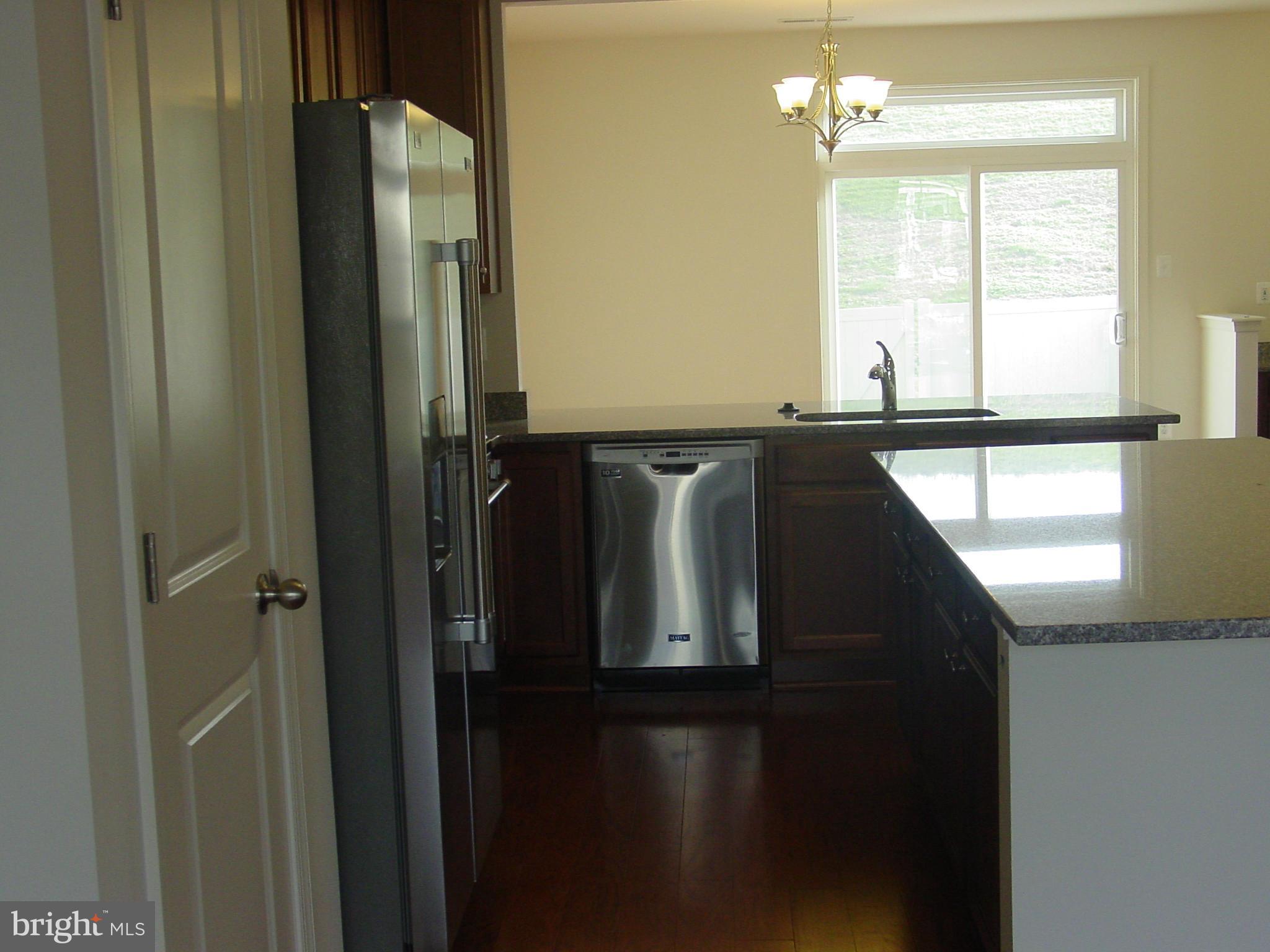 2041 Spring Run Circle Frederick, MD 21702 - Photo 3 of 5 Interior (General)