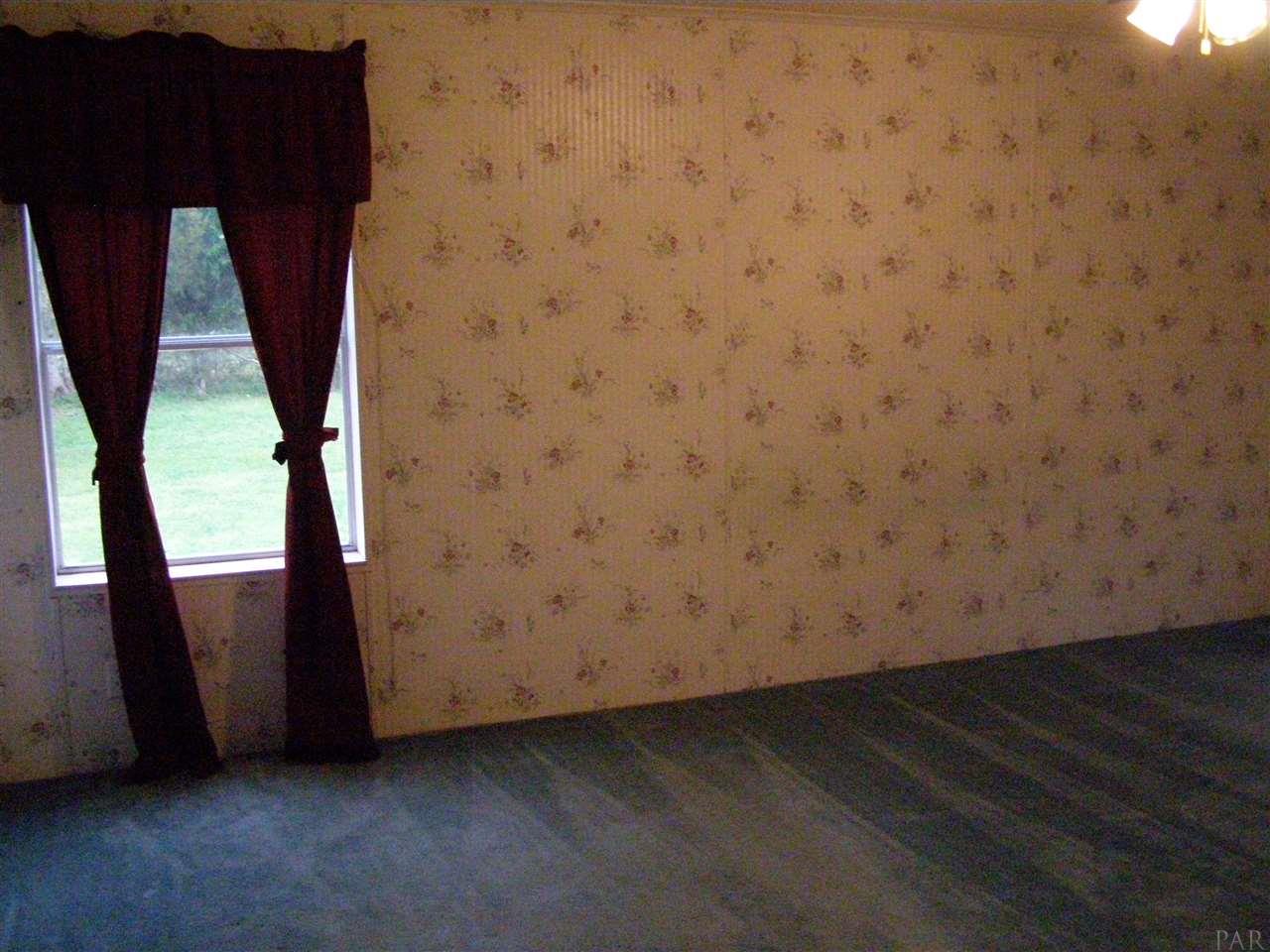 4654 Carl Booker Road Milton, FL 32583 - Photo 14 of 36 Gallery Image 14