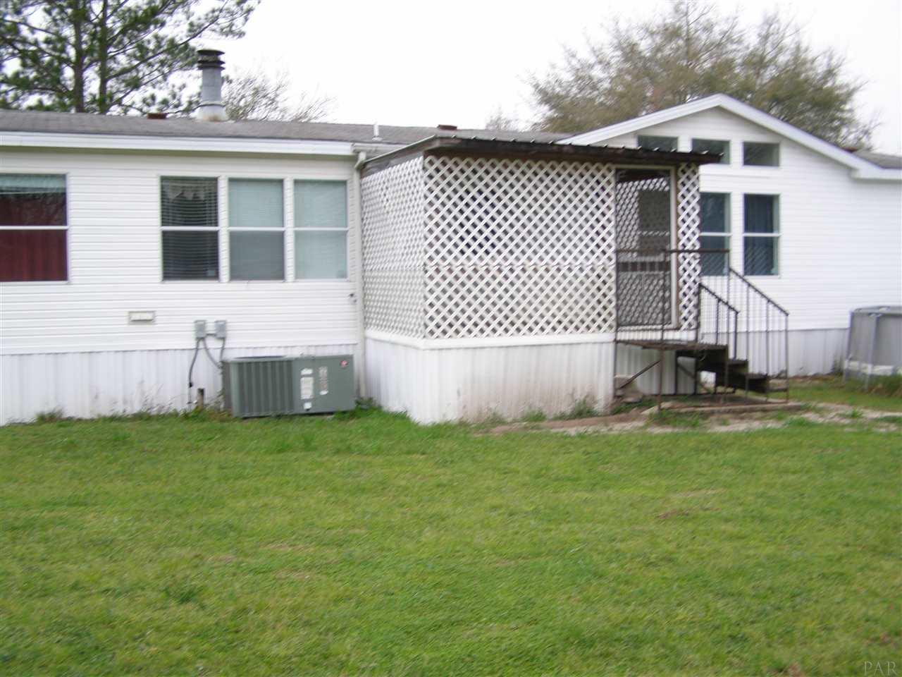 4654 Carl Booker Road Milton, FL 32583 - Photo 31 of 36 Gallery Image 31