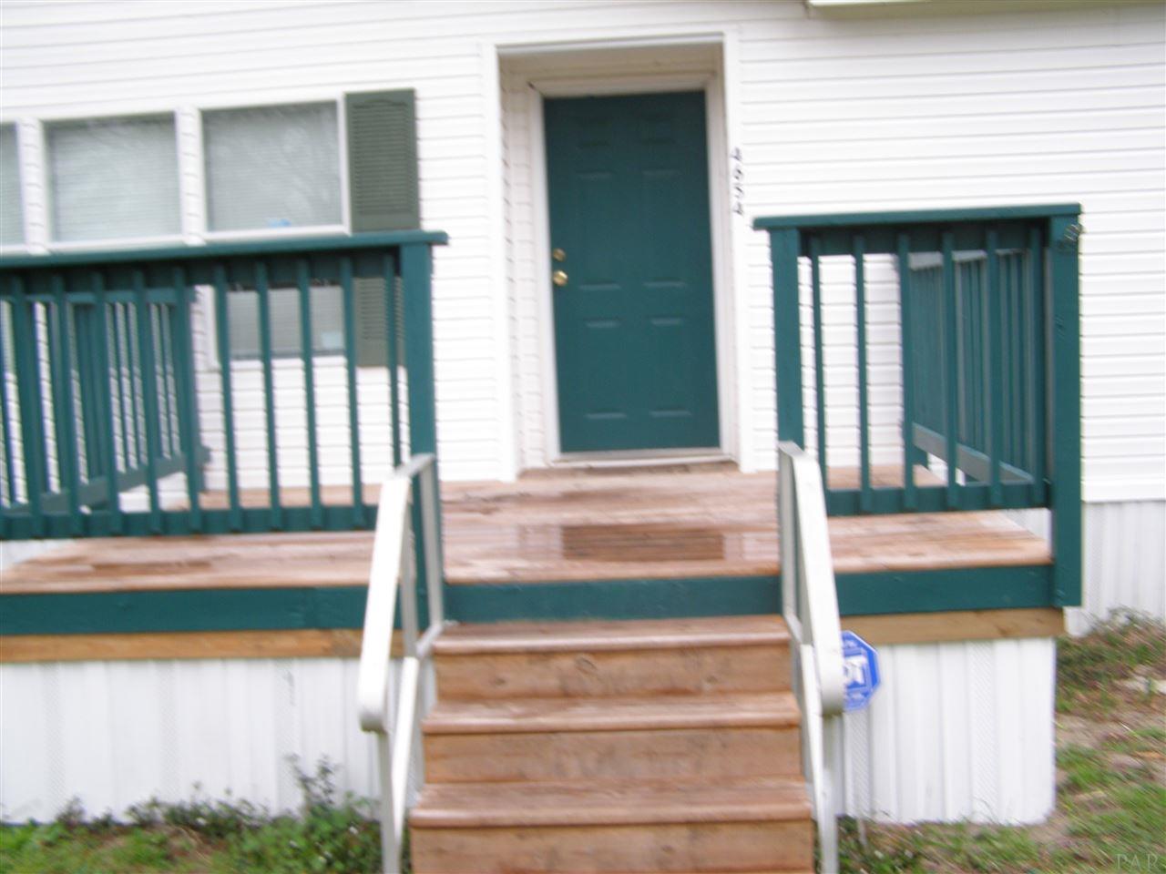 4654 Carl Booker Road Milton, FL 32583 - Photo 4 of 36 Gallery Image 4