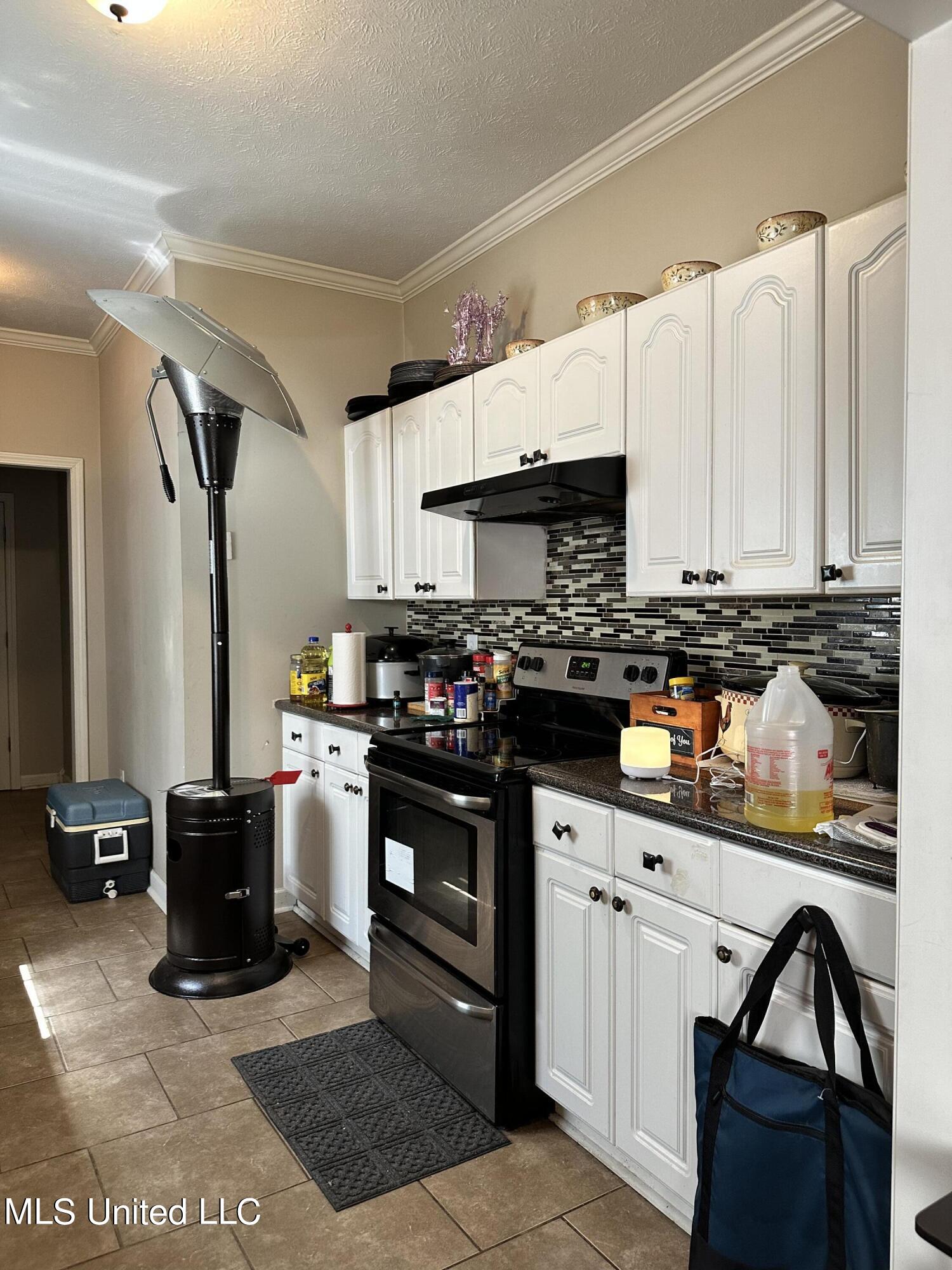 307 Riser Street Jackson, MS 39272 - Photo 15 of 38 89154F21-BB4D-467C-ABB1-3B0A1BF0D595