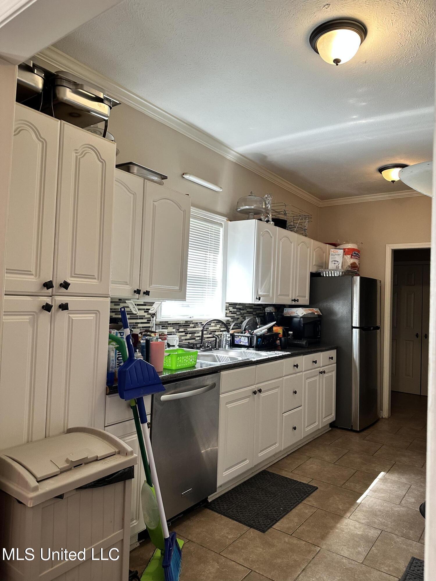 307 Riser Street Jackson, MS 39272 - Photo 16 of 38 385F3EA5-B2EC-47B3-B822-01B83BDCF464