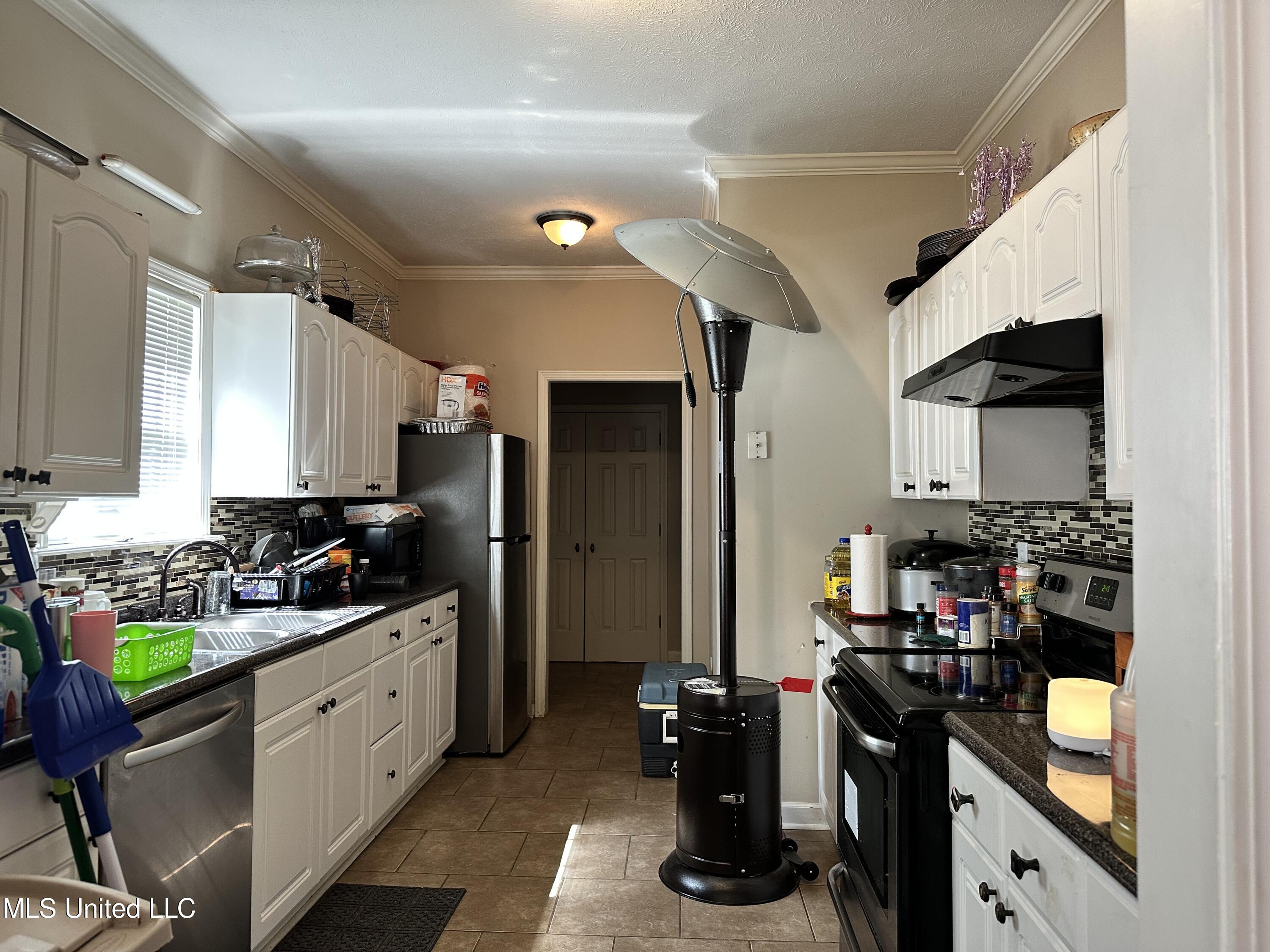 307 Riser Street Jackson, MS 39272 - Photo 17 of 38 935BF645-A2C6-4C6A-9C90-4ED505BB7676