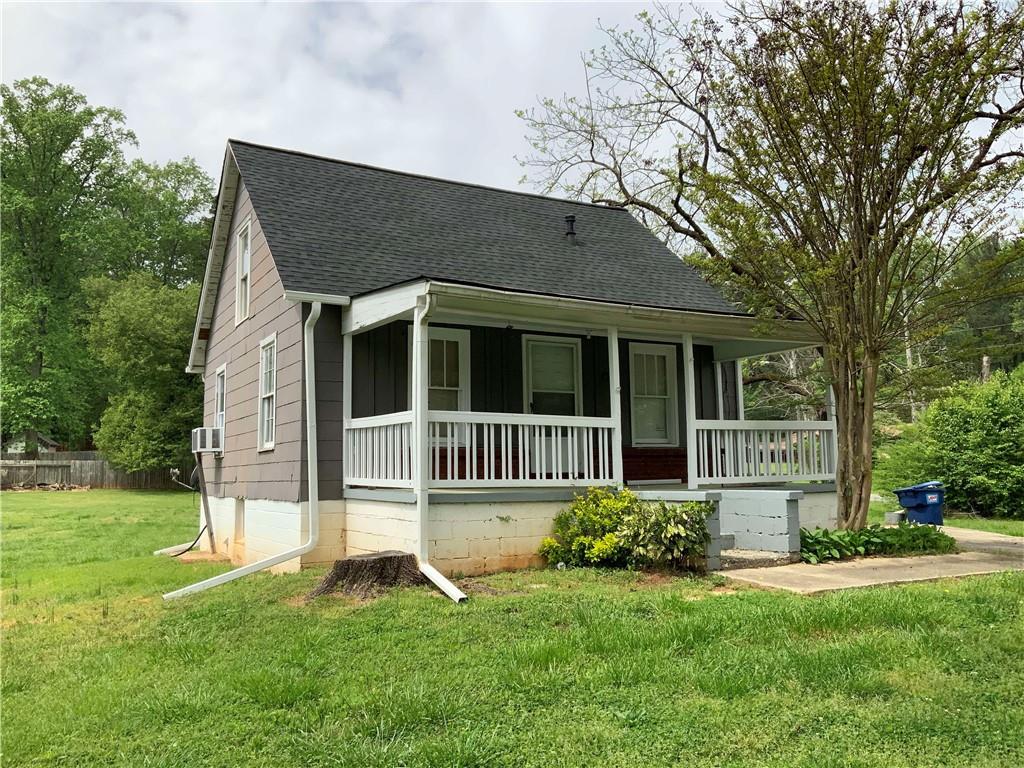 3110 Hicks Road Marietta, GA 30060 - Photo 1 of 1 Country House on a 0.88 Acre lot, 2 Bedrooms, 1 Bath, Large Lot with lots of sunlight for gardening or playing. Basement.