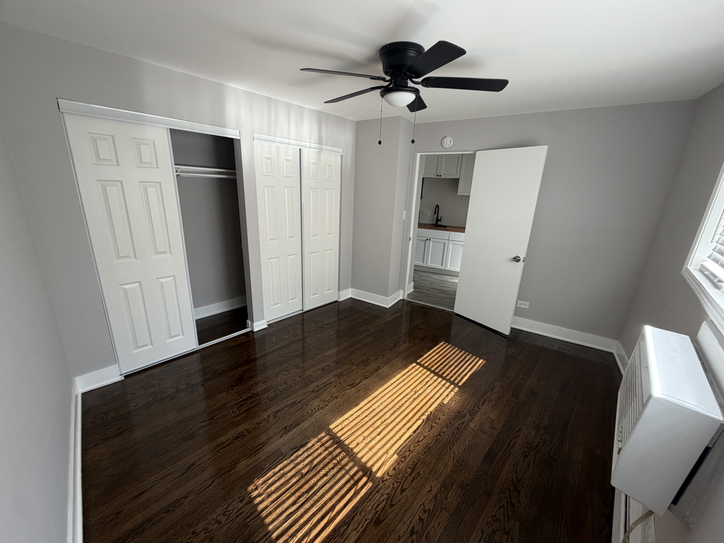 6901 North Ridge Boulevard, Unit 1C Chicago, IL 60645 - Photo 8 of 11 Gallery Image 8