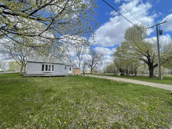 $69,000 | 750 Greenwood Avenue, Tracy, MN 56175