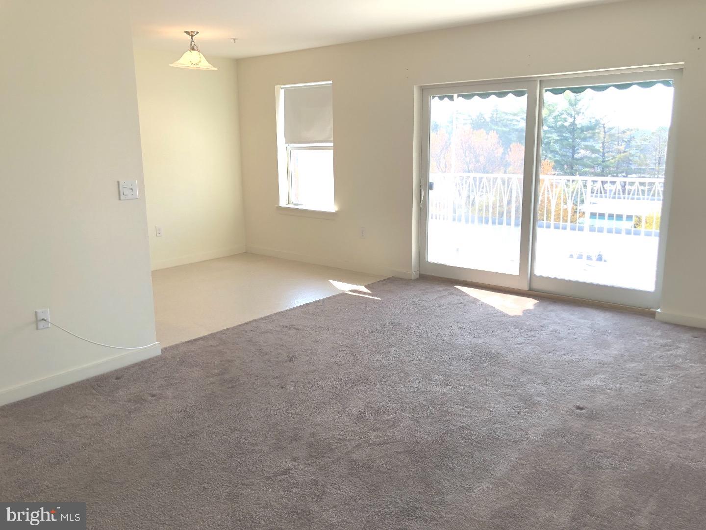 1600 Church Road, Unit B311 Wyncote, PA 19095 - Photo 3 of 13 Living Room