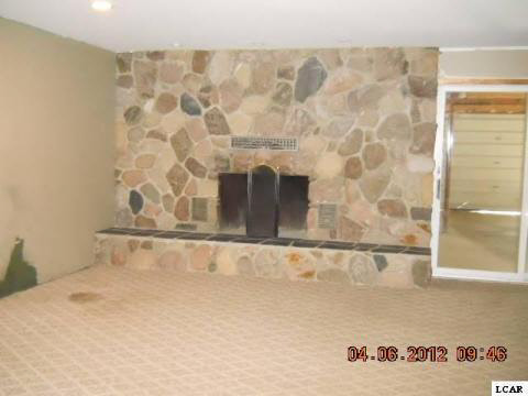 13891 Addison Road Addison, MI 49220 - Photo 7 of 17 20090664-6.JPG