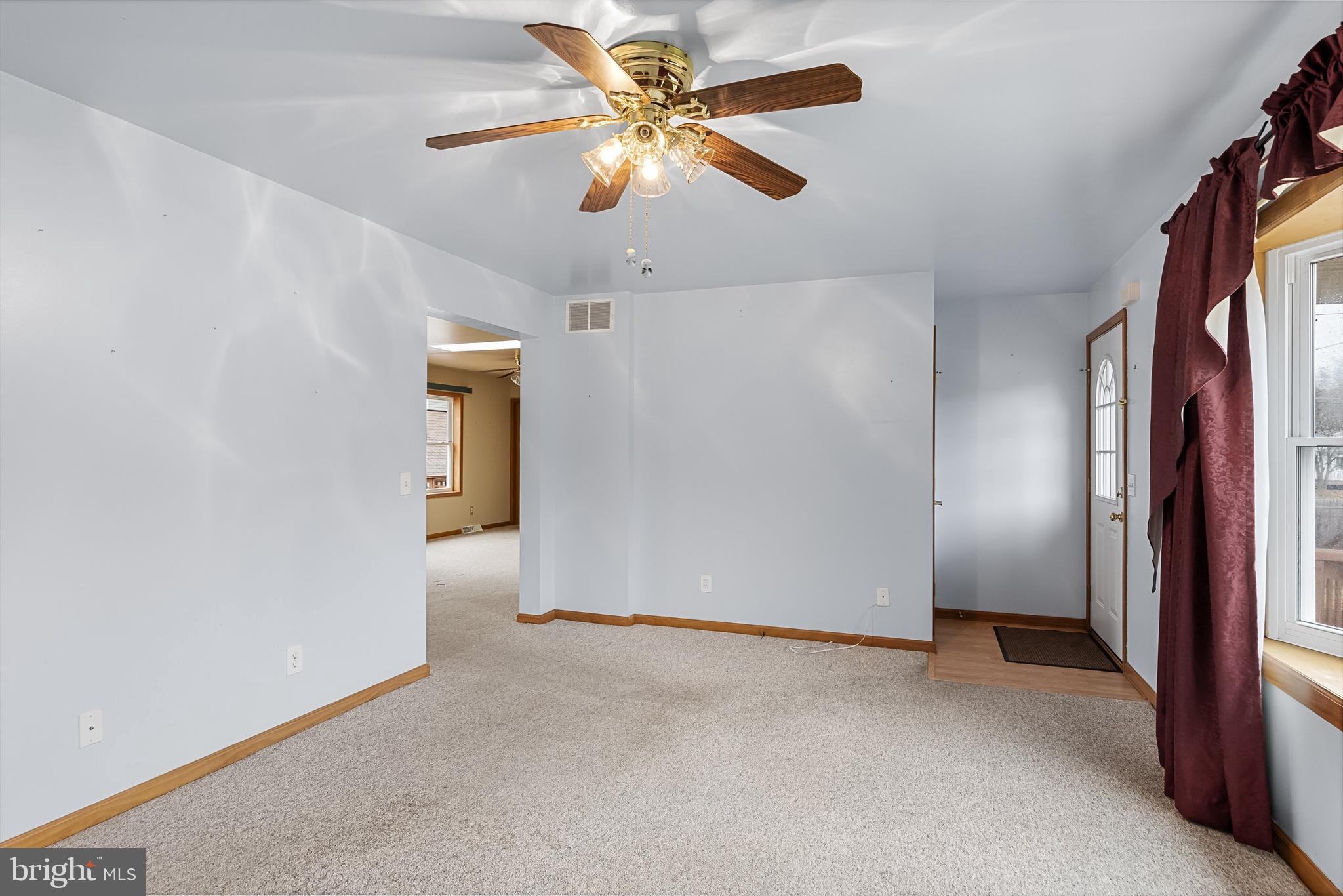 15 Sycamore Road Pennsville, NJ 08070 - Photo 8 of 49