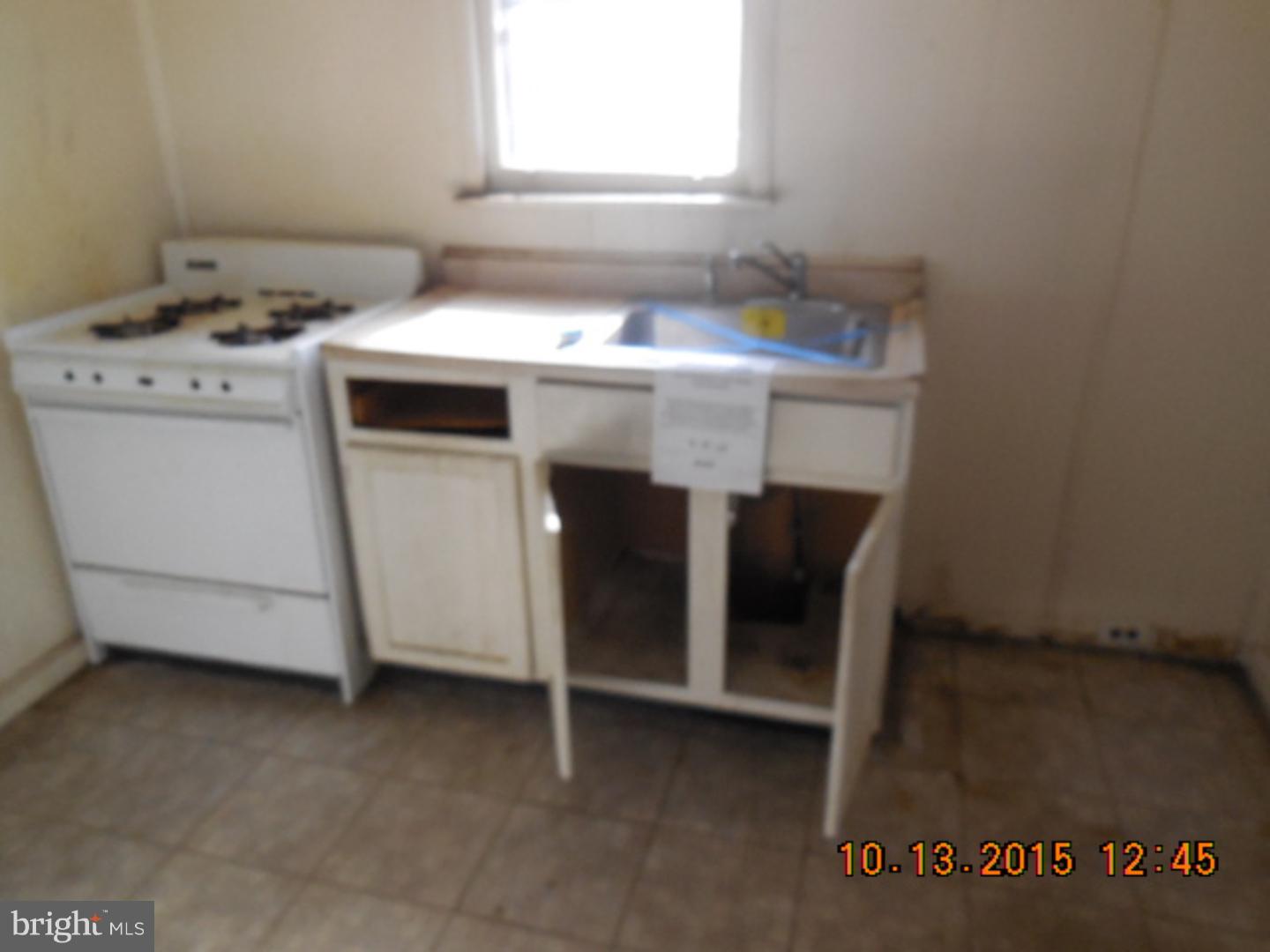 7116 Stockley Road Upper Darby, PA 19082 - Photo 5 of 11 Gallery Image 5