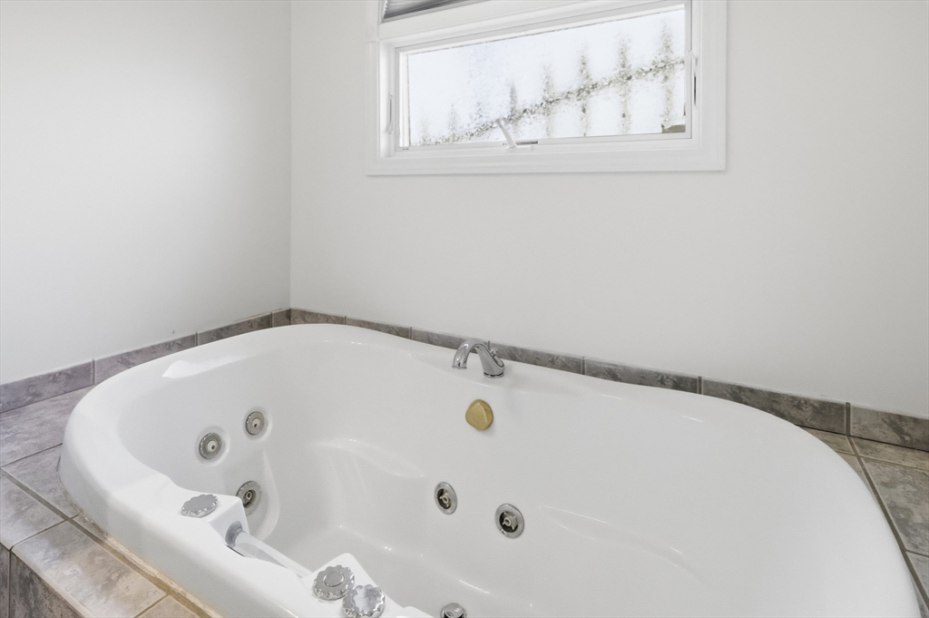 501 Pine Street Fall River, MA 02720 - Photo 21 of 42