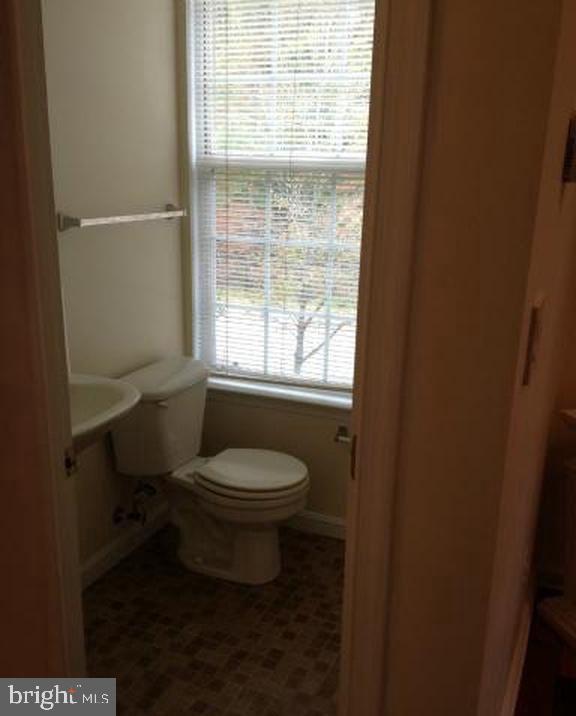 4815 Harcourt Road, Unit 13 Upper Marlboro, MD 20772 - Photo 10 of 18 Powder Room