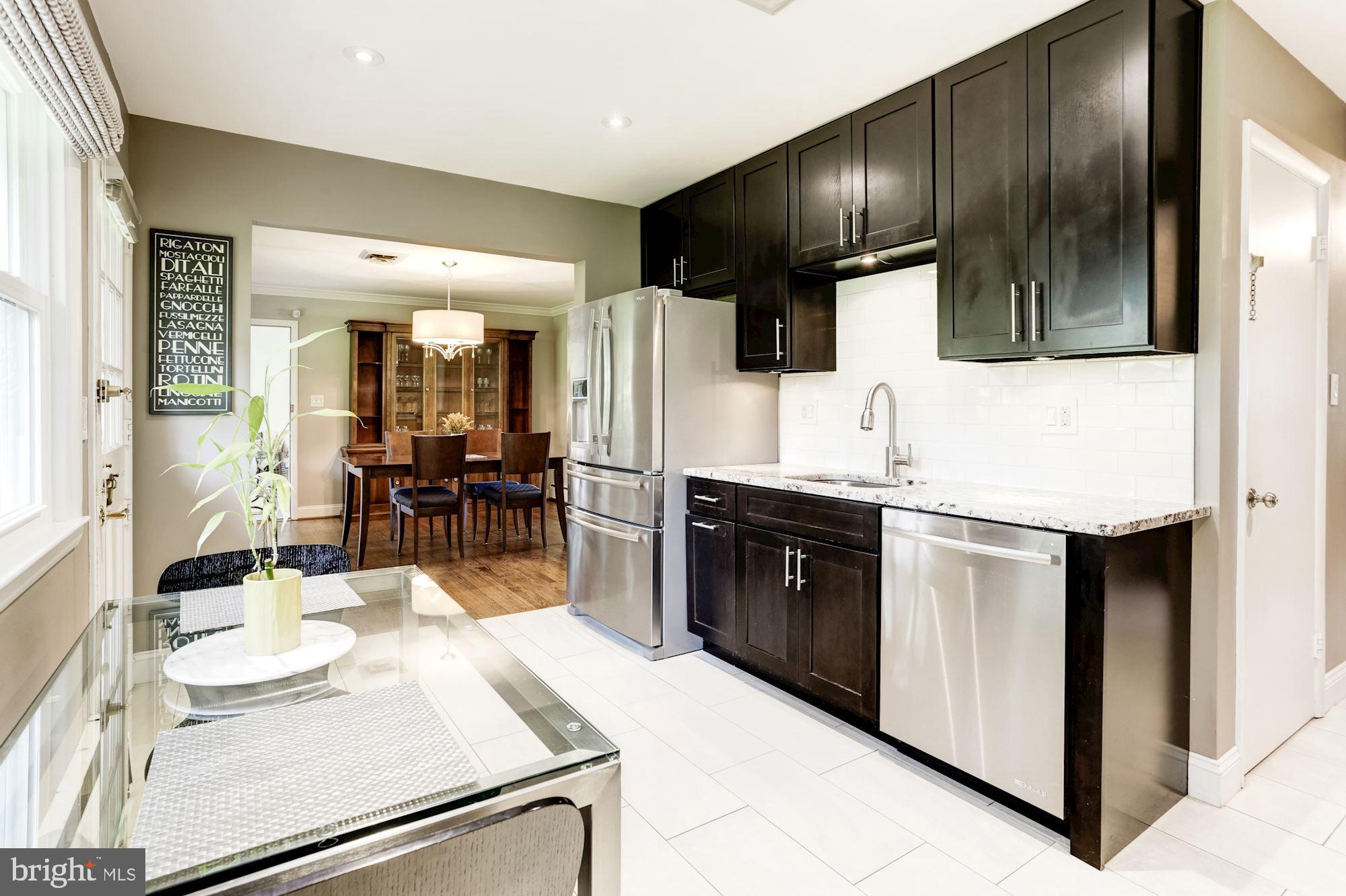 3941 Hawthorne Road Ellicott City, MD 21042 - Photo 10 of 37 Renovated Gourmet Eat-In Kitchen