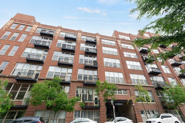 $425,000 | 1500 West Monroe Street, Unit 413, Chicago, IL 60607