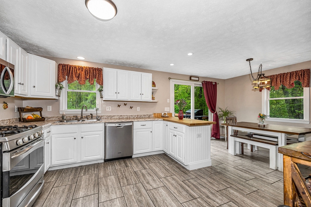 28 Hardy Road Londonderry, NH 03053 - Photo 26 of 41 Gallery Image 26
