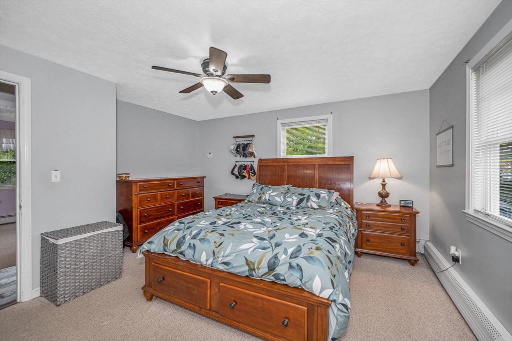 28 Hardy Road Londonderry, NH 03053 - Photo 8 of 41 Gallery Image 8