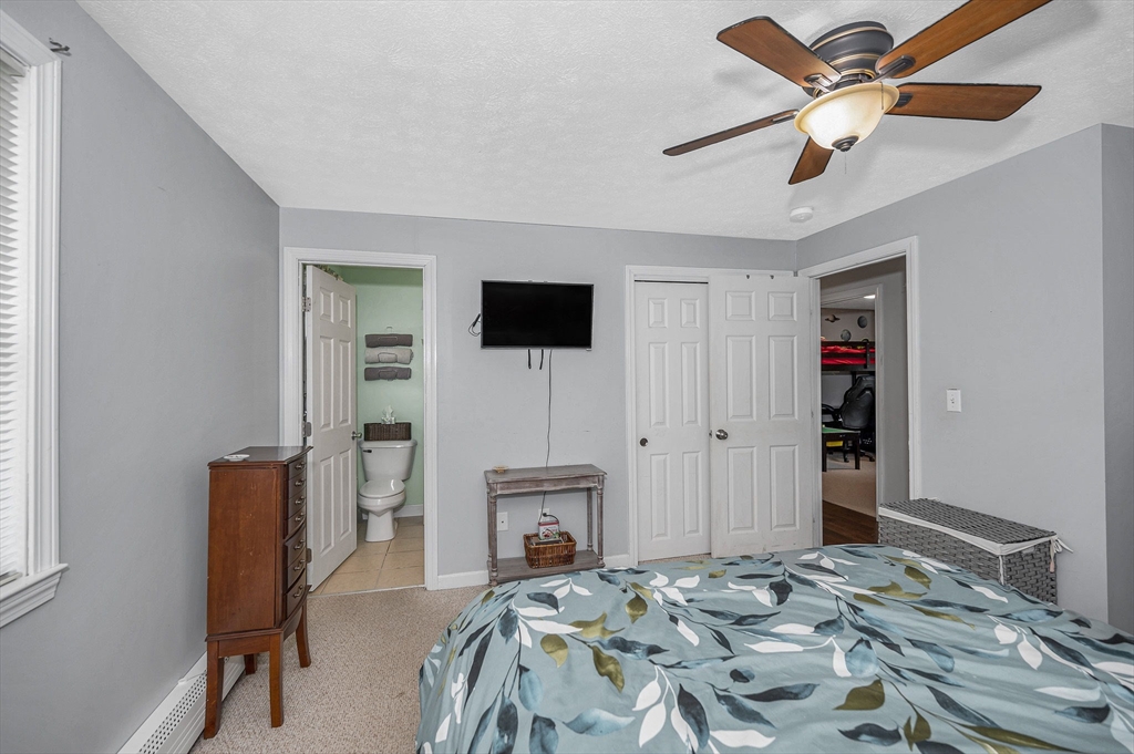 28 Hardy Road Londonderry, NH 03053 - Photo 9 of 41 Gallery Image 9