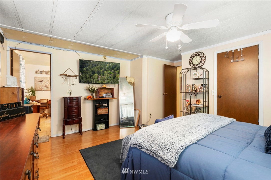 4983 Northwest Westgate Road Silverdale, WA 98383 - Photo 14 of 40 Gallery Image 14