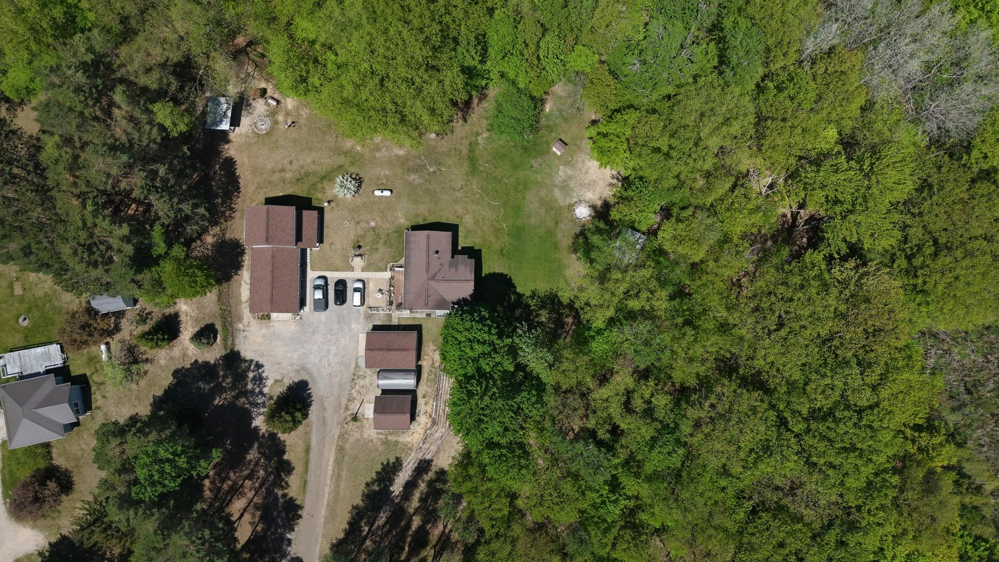 2765 East Rock Road Clare, MI 48617 - Photo 17 of 91 1948374-037ead10-a53d-4c52-afa4-8db9894f791d.JPG