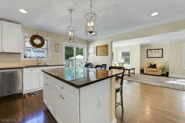 $795,000 | 35 Franklin Avenue, Hasbrouck Heights, NJ 07604