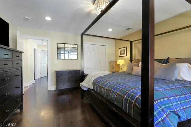 $795,000 | 35 Franklin Avenue, Hasbrouck Heights, NJ 07604