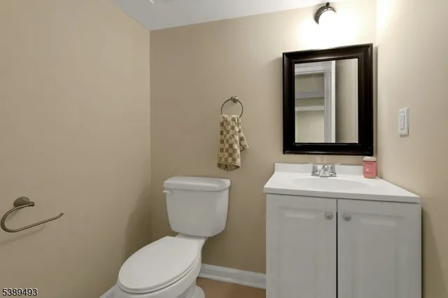 $795,000 | 35 Franklin Avenue, Hasbrouck Heights, NJ 07604