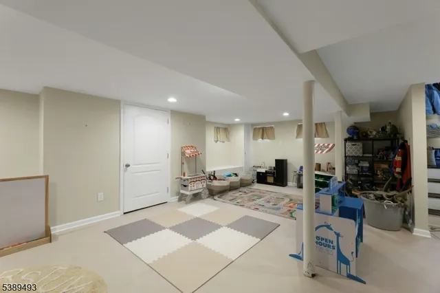 $795,000 | 35 Franklin Avenue, Hasbrouck Heights, NJ 07604