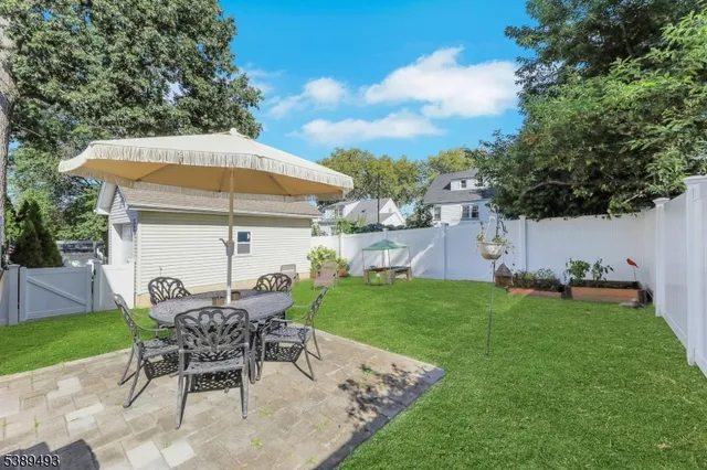 $795,000 | 35 Franklin Avenue, Hasbrouck Heights, NJ 07604