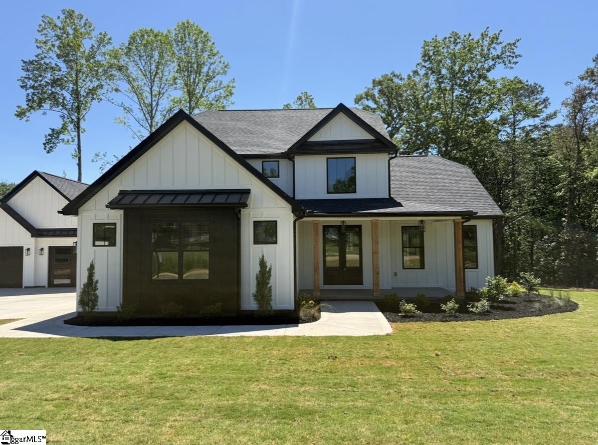 668 Flynn Road Greer, SC 29651 - Photo 3 of 49