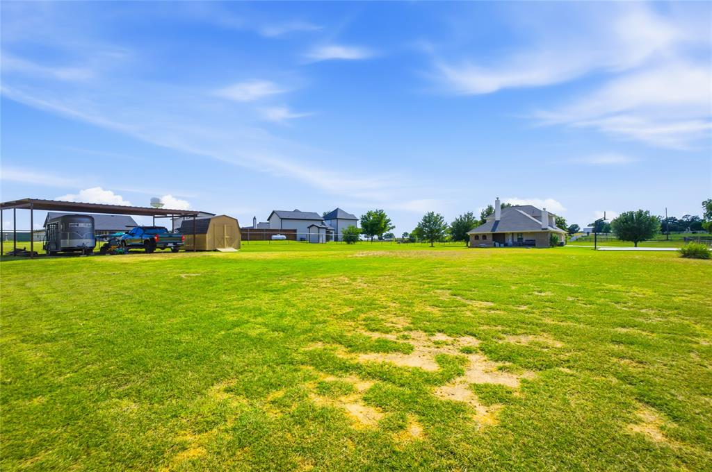 1389 Thomas Road Springtown, TX 76082 - Photo 26 of 36 Gallery Image 26