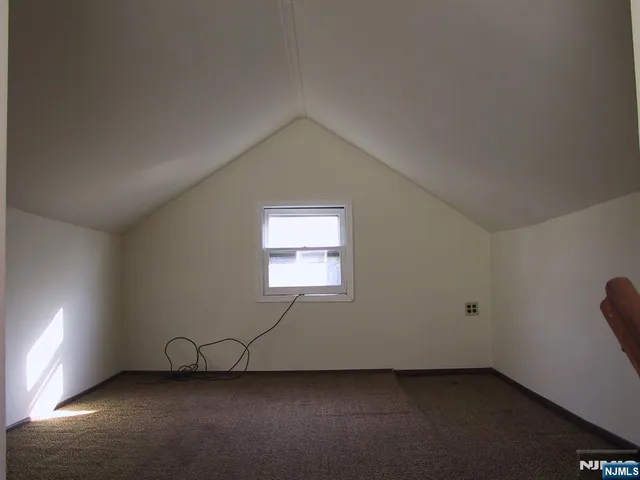 $1,650 | 204 Spruce Street, Unit 2, Bloomfield, NJ 07003