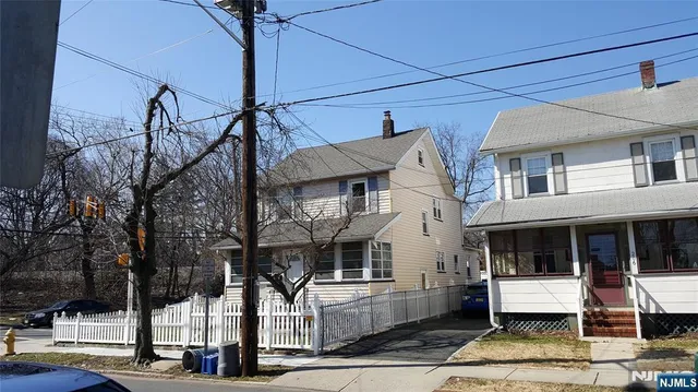 $1,650 | 204 Spruce Street, Unit 2, Bloomfield, NJ 07003