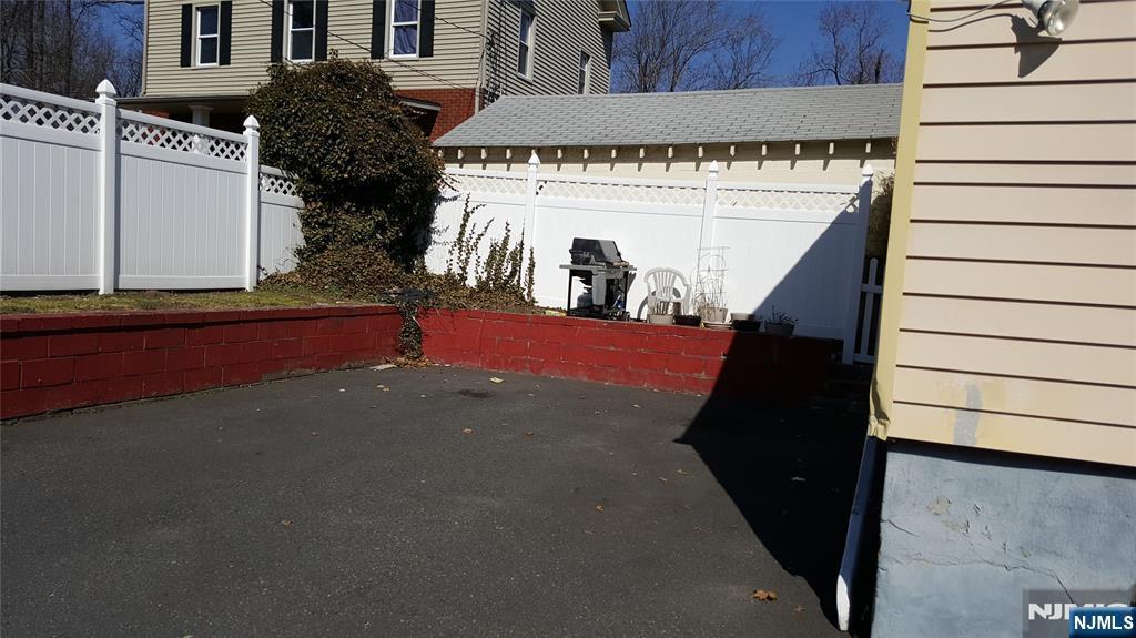 204 Spruce Street, Unit 2 Bloomfield, NJ 07003 - Photo 7 of 24