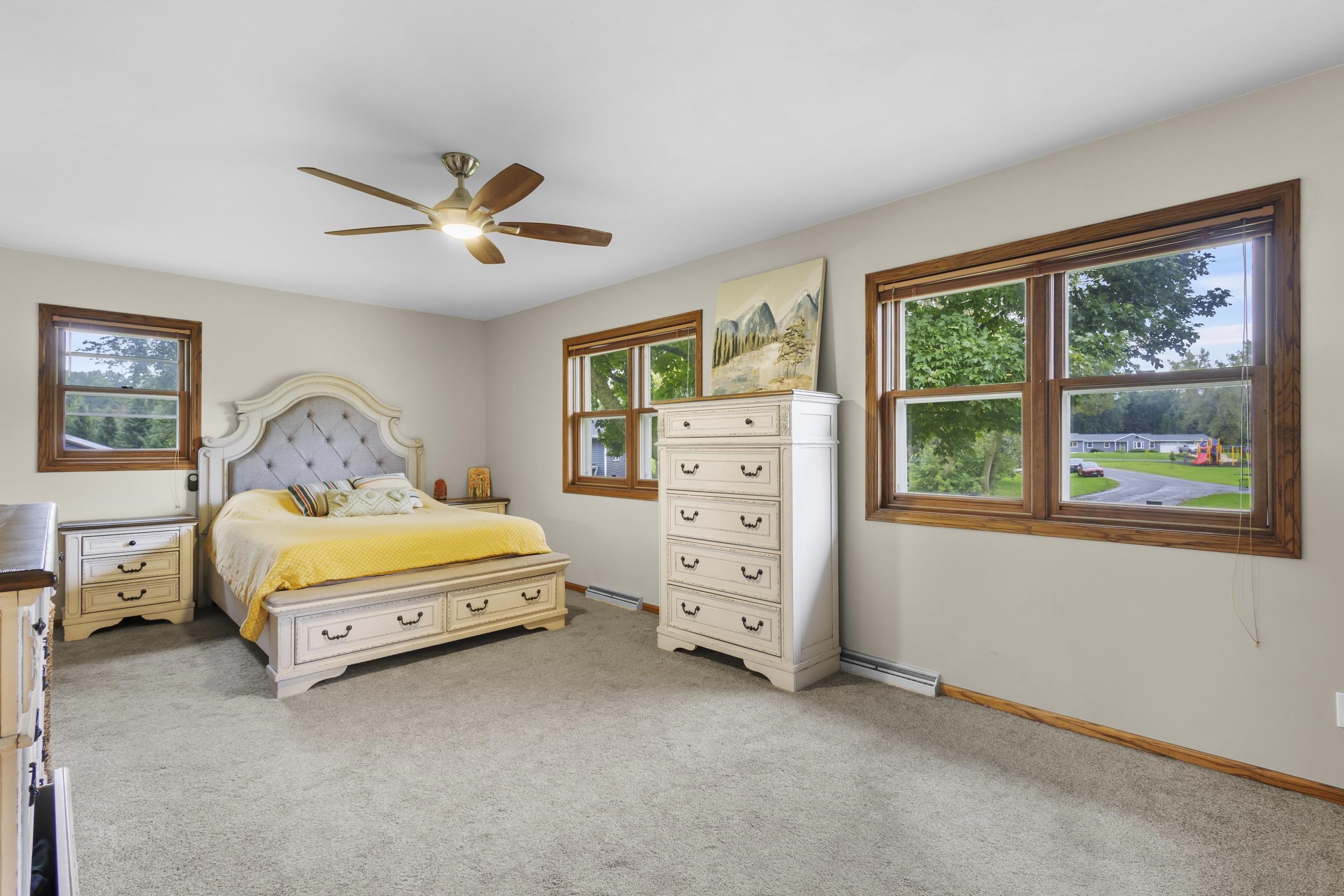 6682 Glenview Road DeForest, WI 53532 - Photo 13 of 40 Gallery Image 13