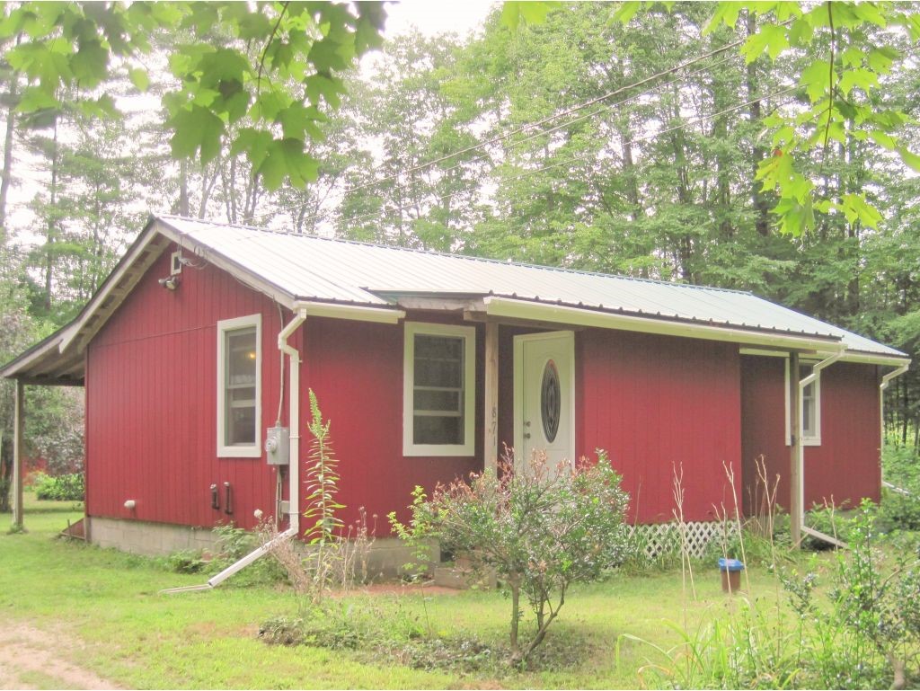 871 Old Westport Road Winchester, NH 03470 - Photo 1 of 27 Gallery Image 1
