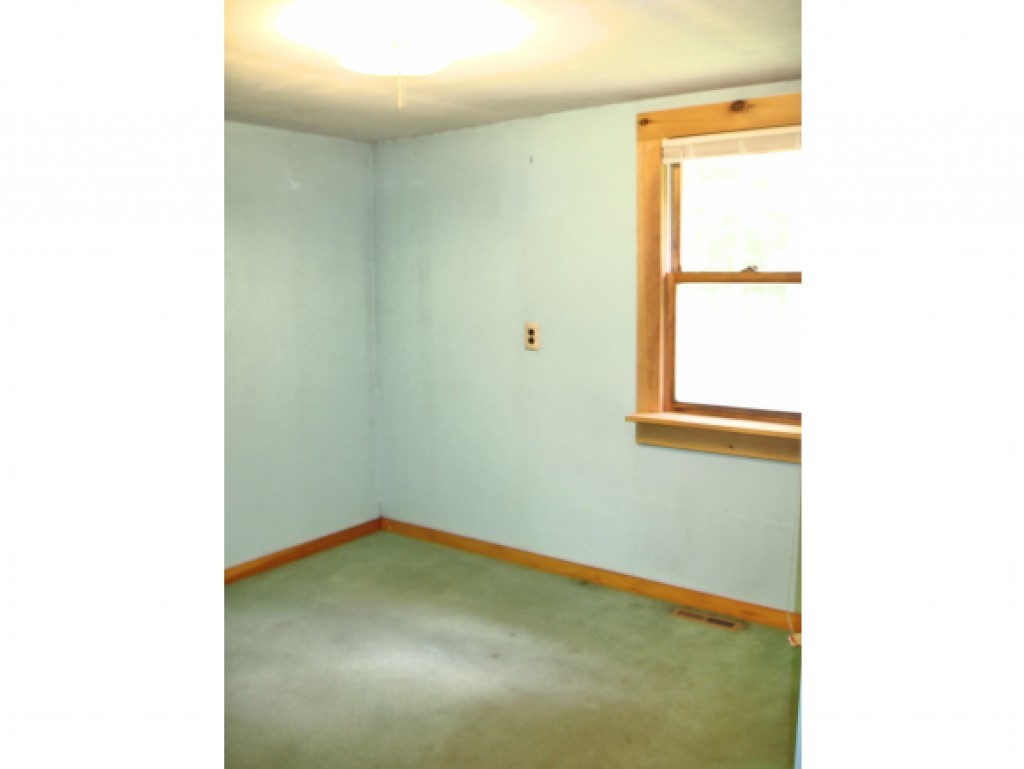 871 Old Westport Road Winchester, NH 03470 - Photo 5 of 27 Gallery Image 5