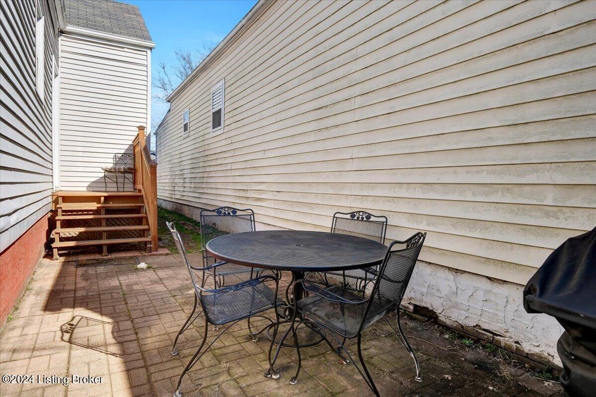 1203 Rammers Avenue Louisville, KY 40204 - Photo 20 of 36 22-1203 Rammers Ave-122