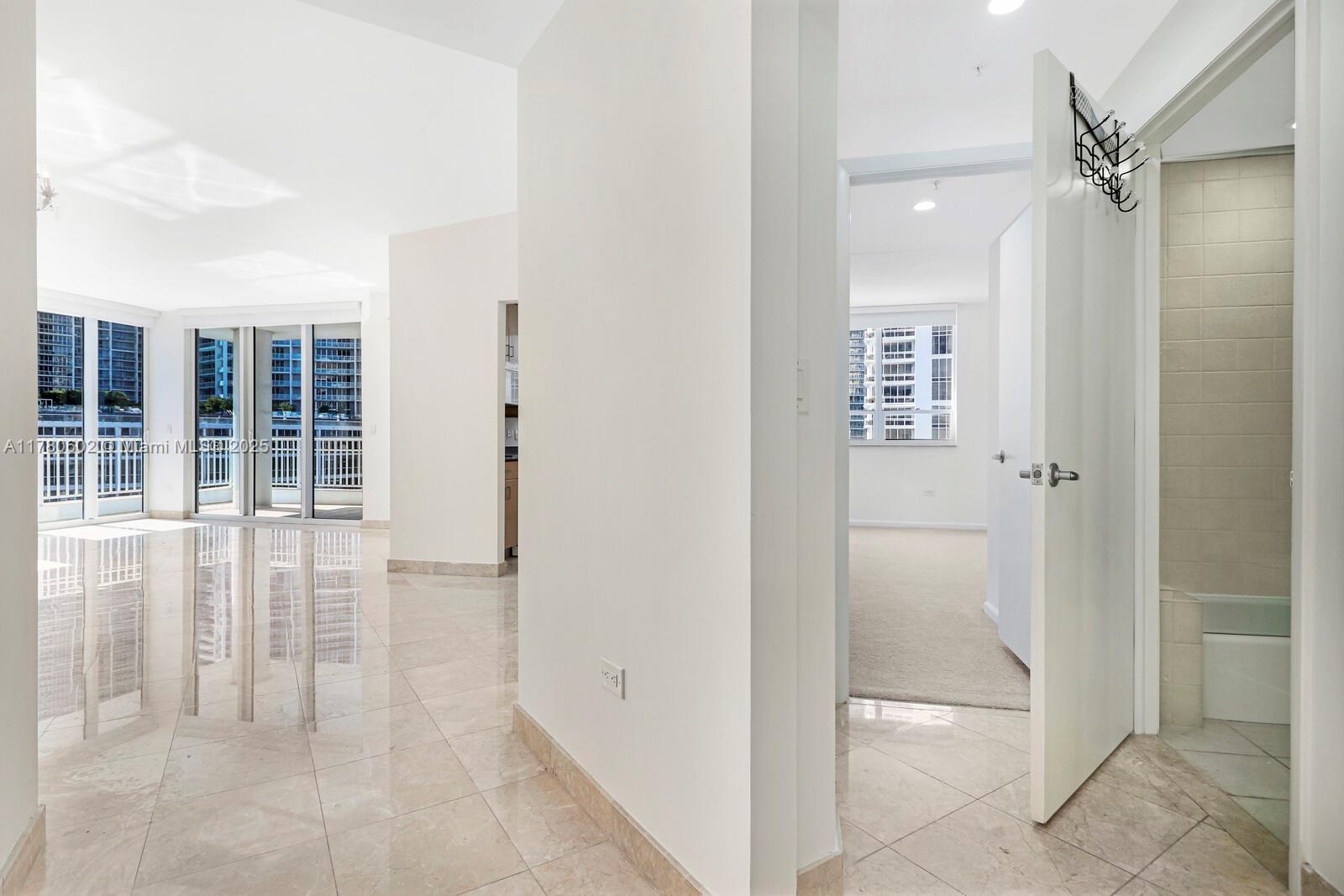 Brickell Miami, FL 33131 - Photo 25 of 33