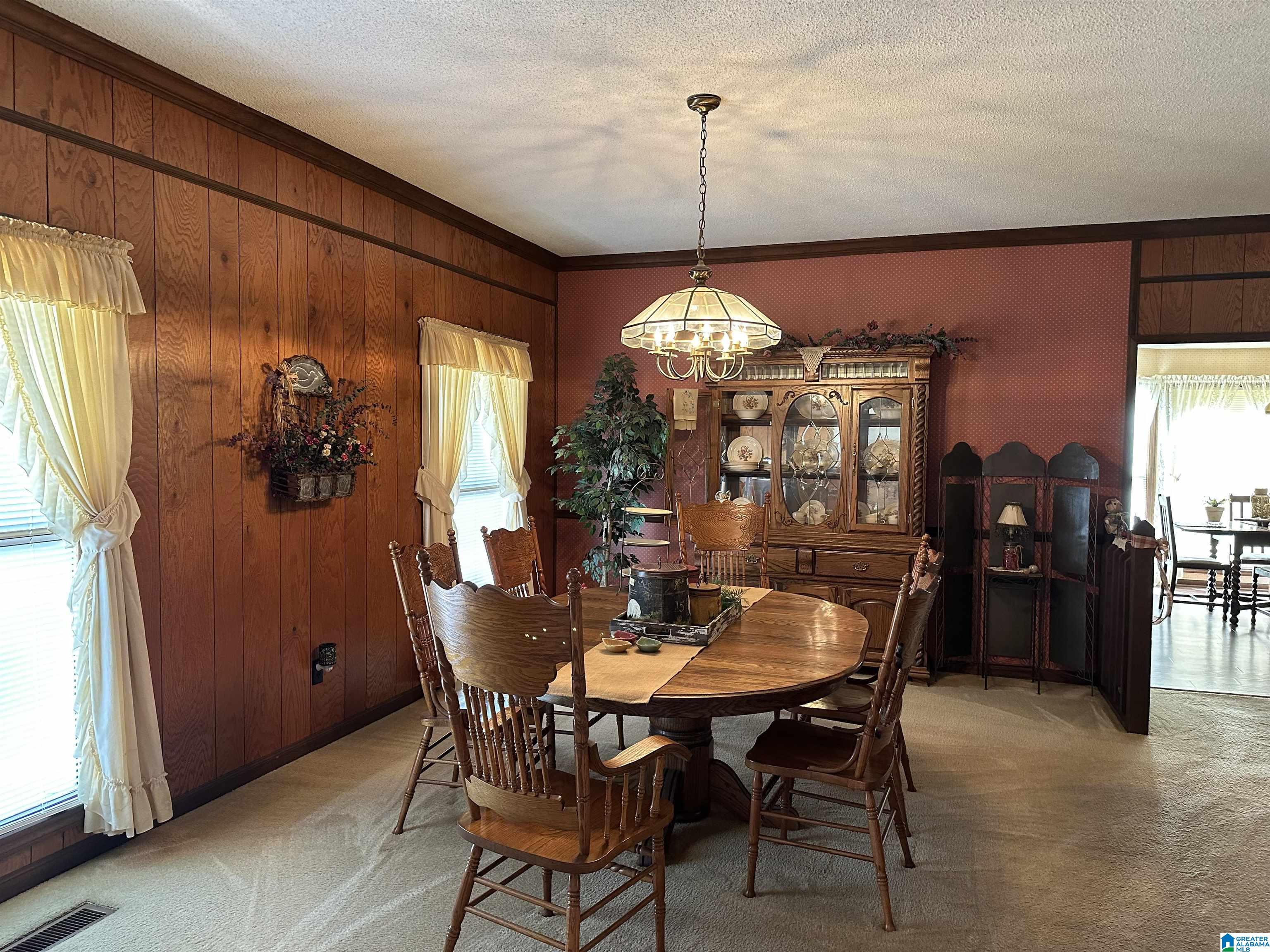 551 Drake Avenue Bessemer, AL 35020 - Photo 6 of 50