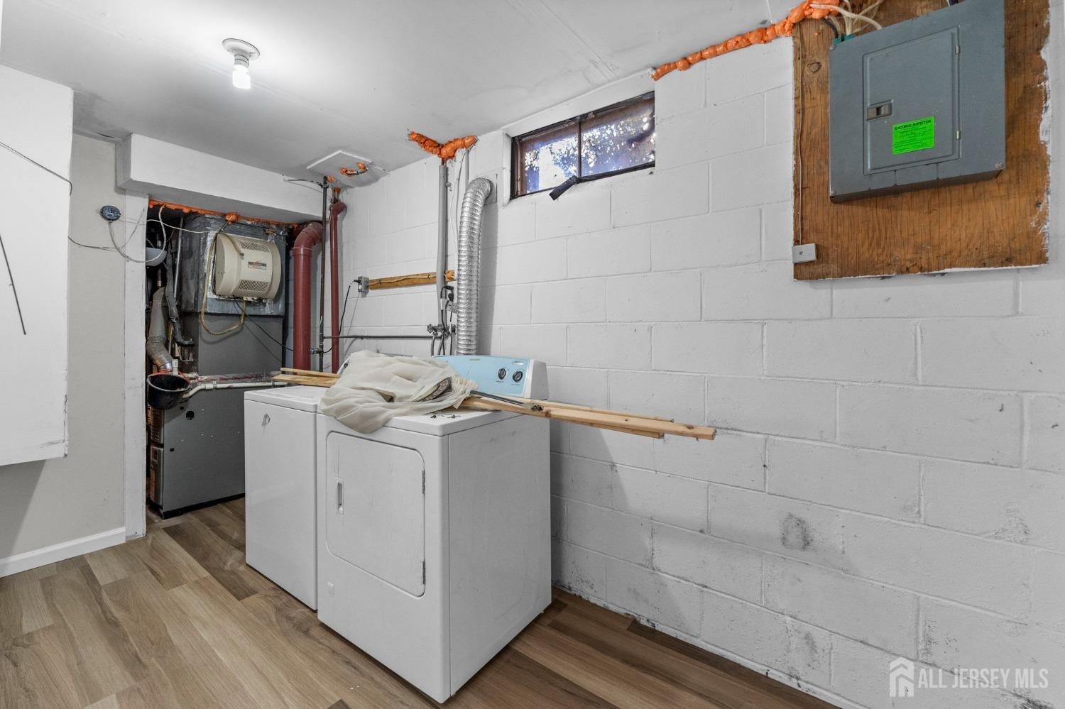 130 Pendleton Place Old Bridge, NJ 08857 - Photo 19 of 21 a view of utility room