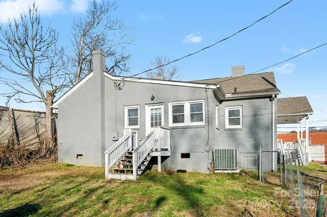 $260,000 | 406 South Catawba Street, Lancaster, SC 29720