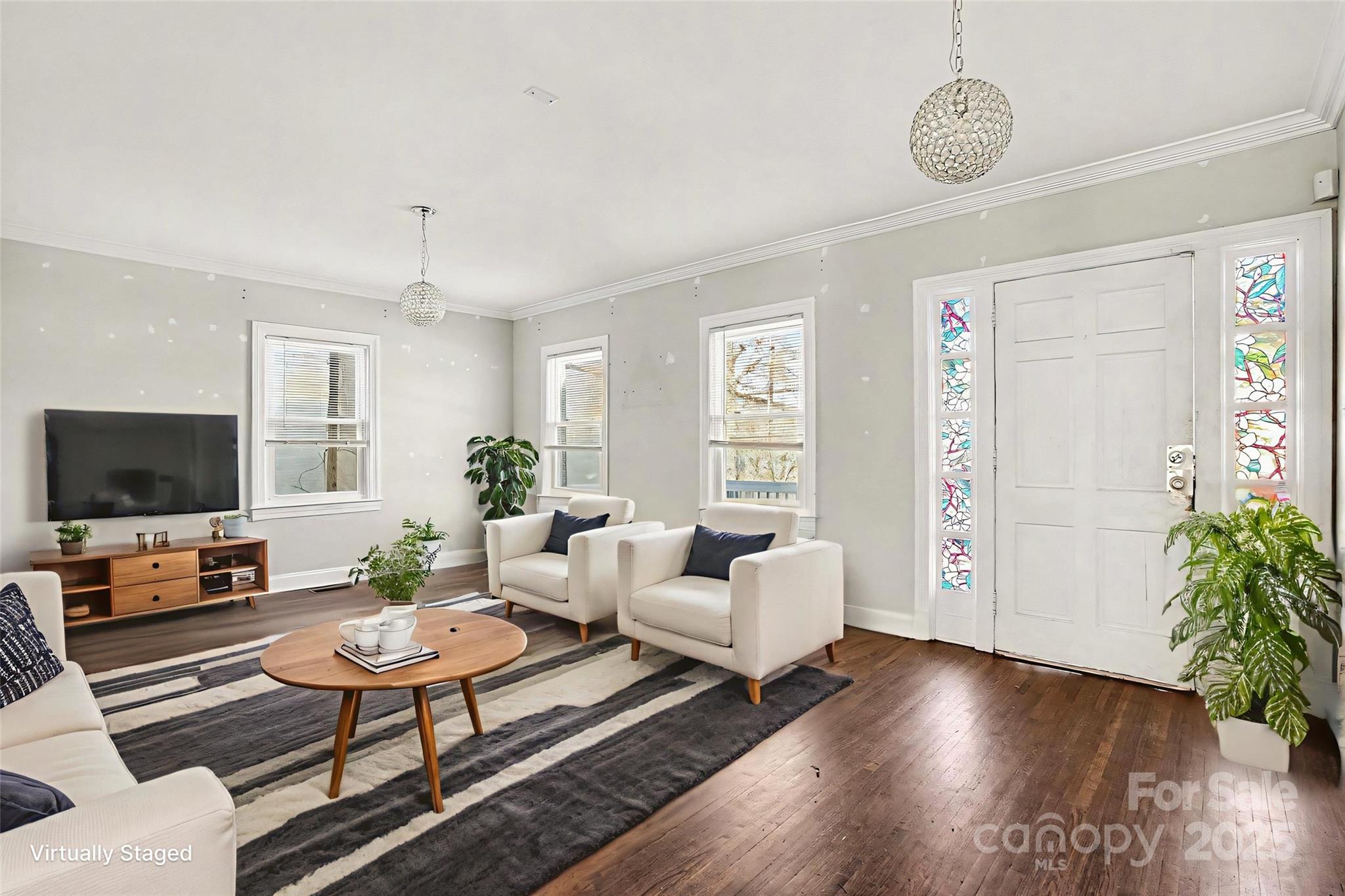 406 South Catawba Street Lancaster, SC 29720 - Photo 10 of 35 a living room with furniture and a flat screen tv