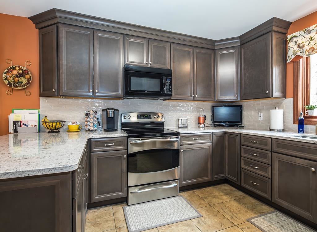 2 Sonia Drive Rutland, VT 05701 - Photo 14 of 40